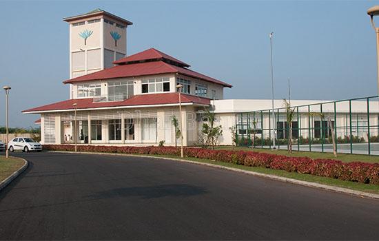 Mahindra Aqualily