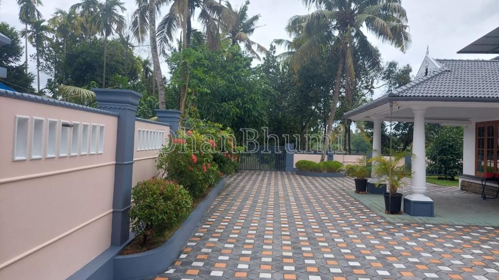 Riverfront Villas