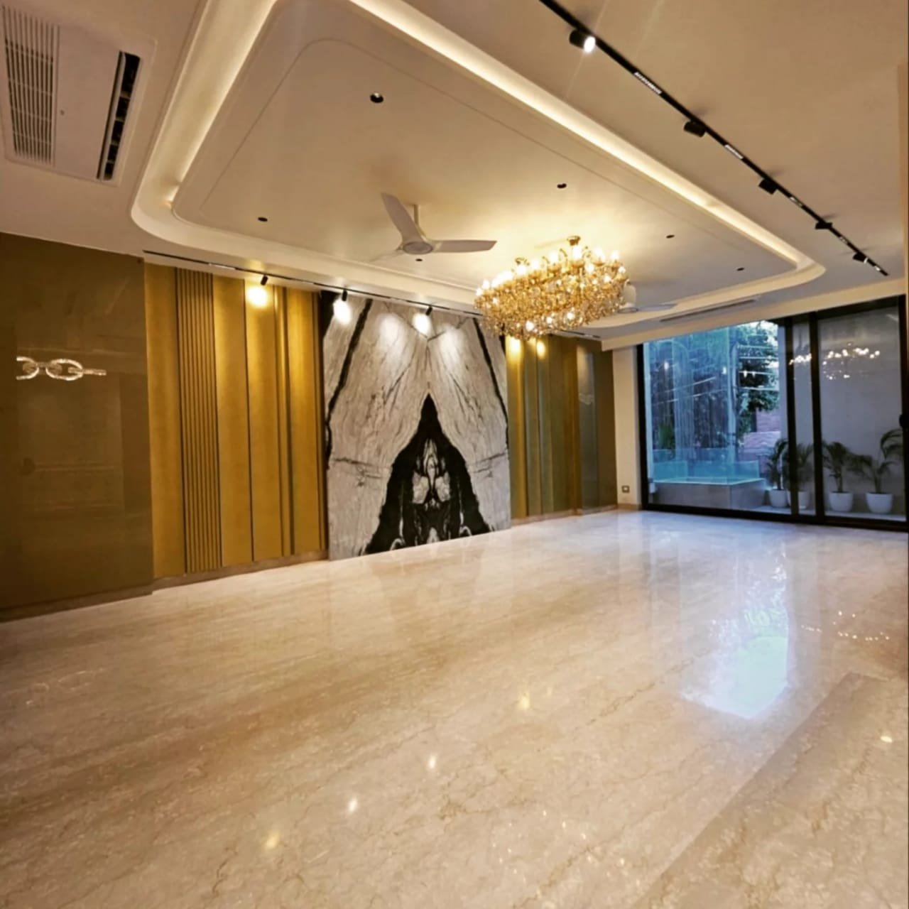 featured_img