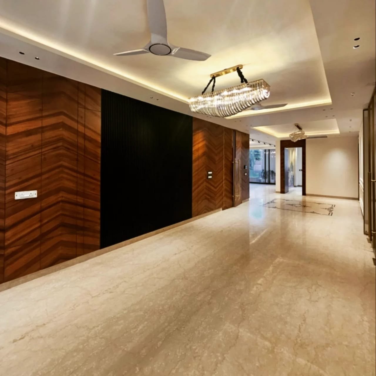 property_images/1756991008_68b98e20dd6b3.jpeg