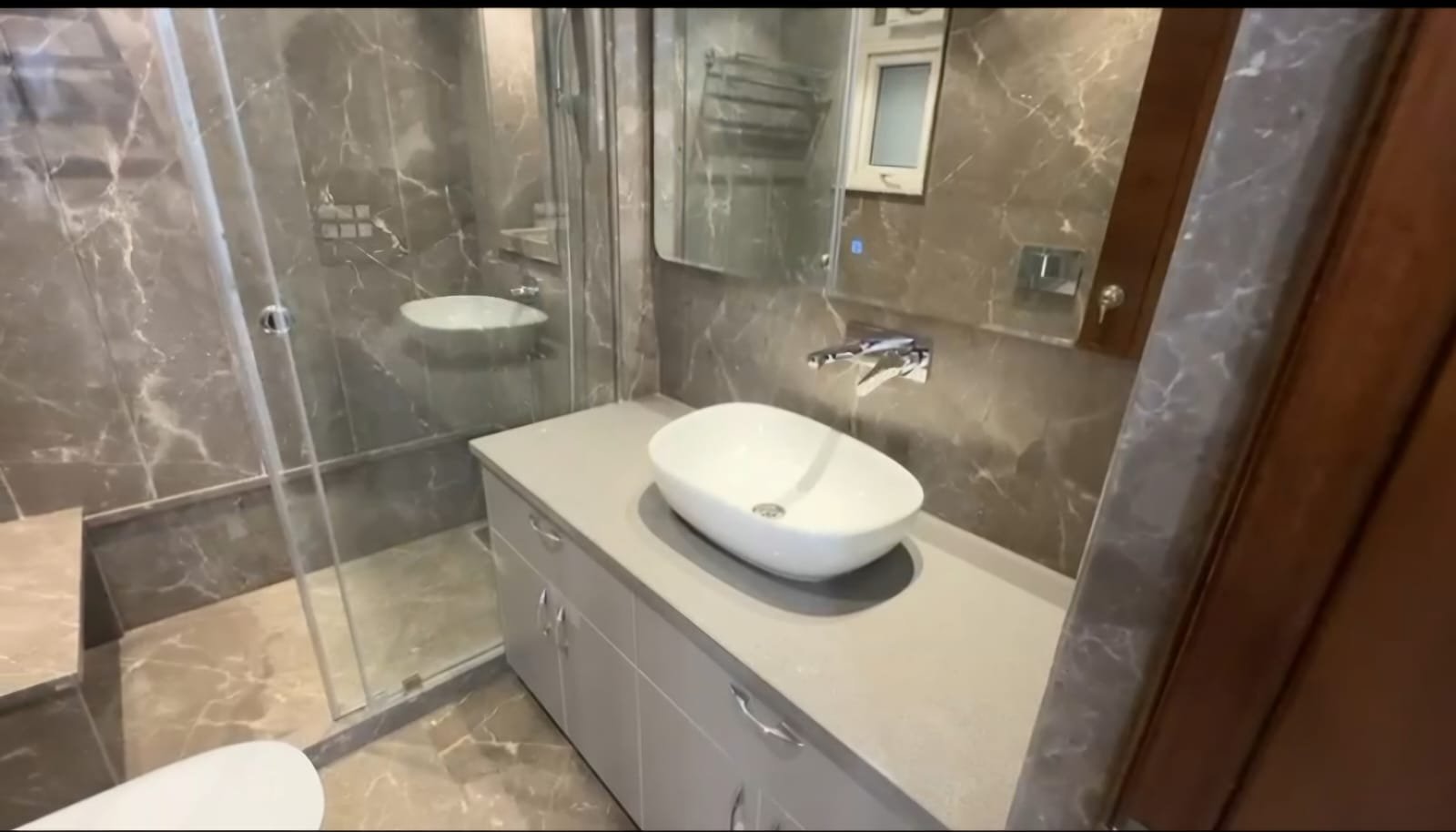property_images/1757072604_68baccdcd6b7f.jpeg