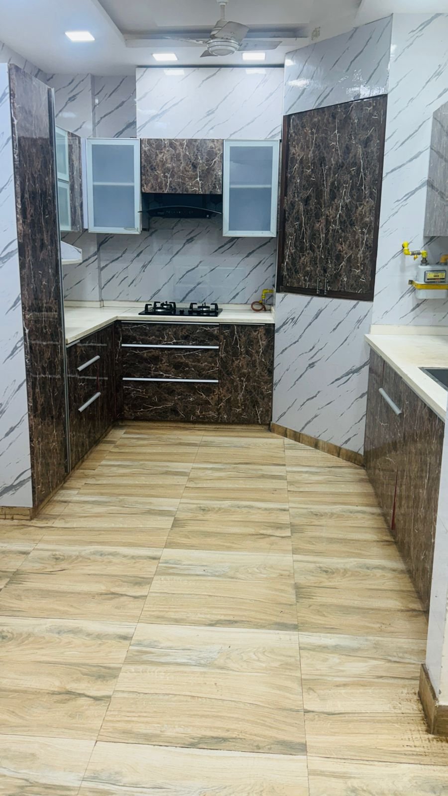 property_images/1757078257_68bae2f1e779f.jpeg