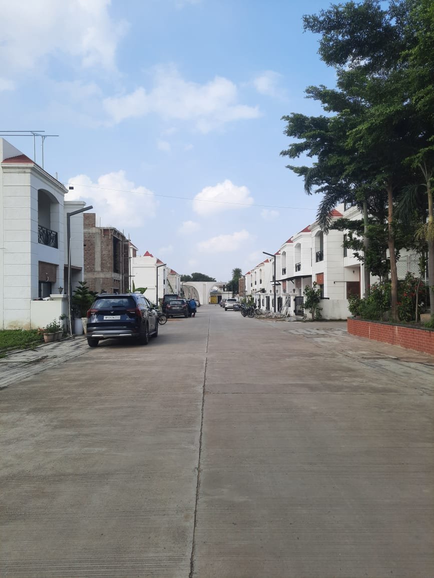 property_images/1760756693_68f303d52af30.jpg