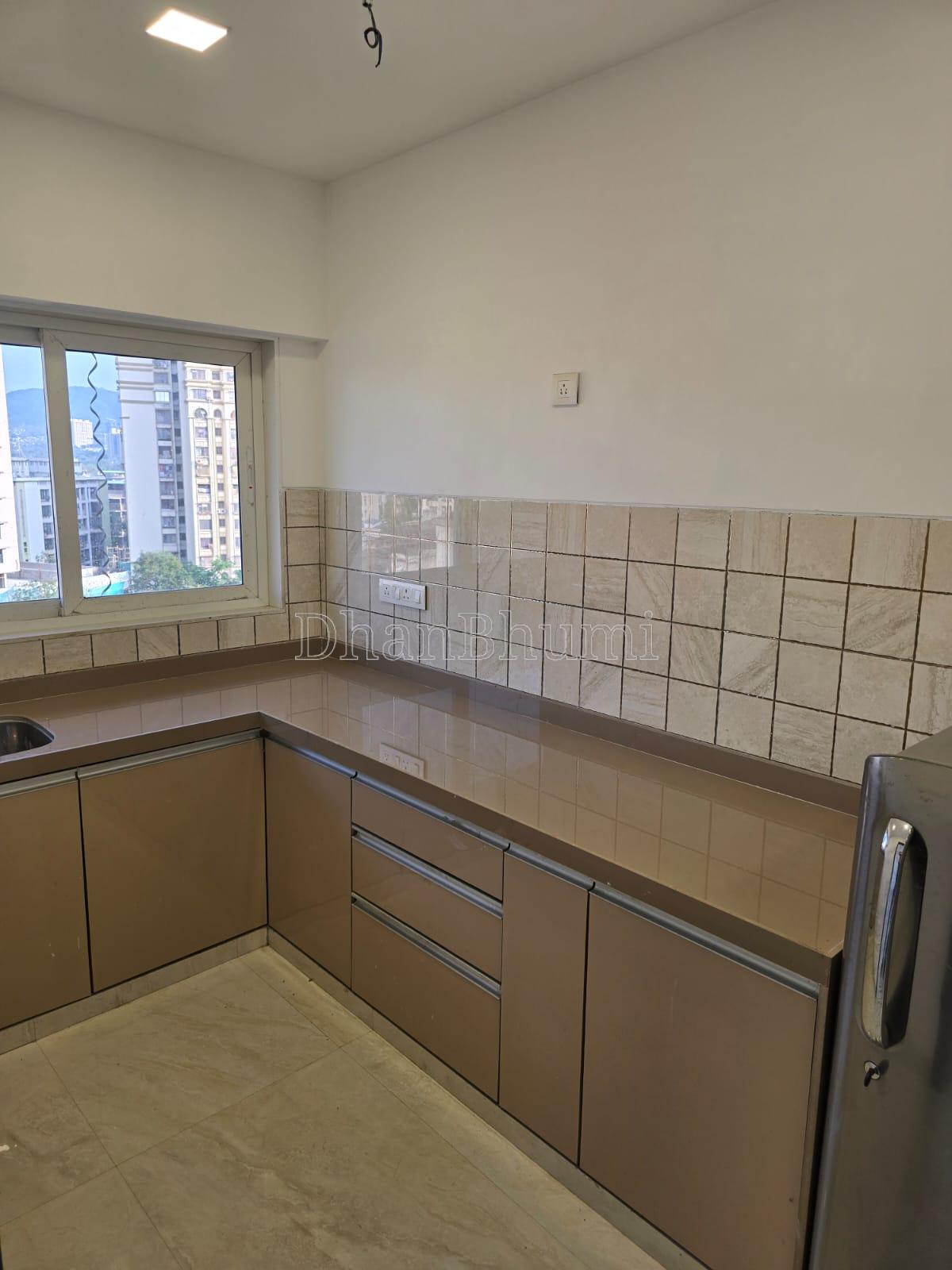 property_images/1763280981_69198855ad7cf.jpg