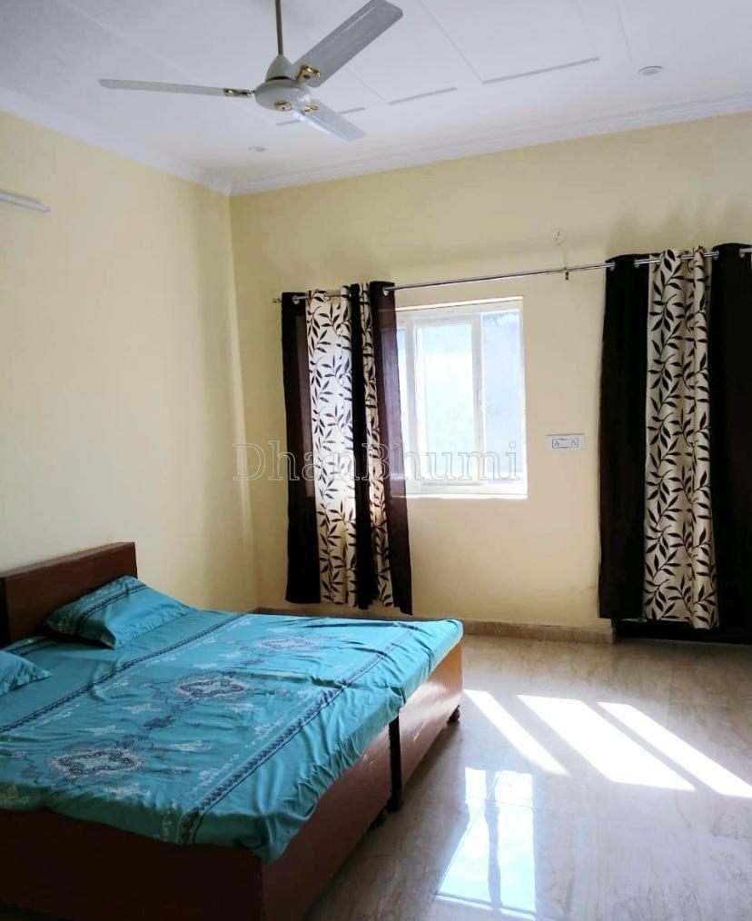 property_images/1763632383_691ee4ff7a4dd.jpeg