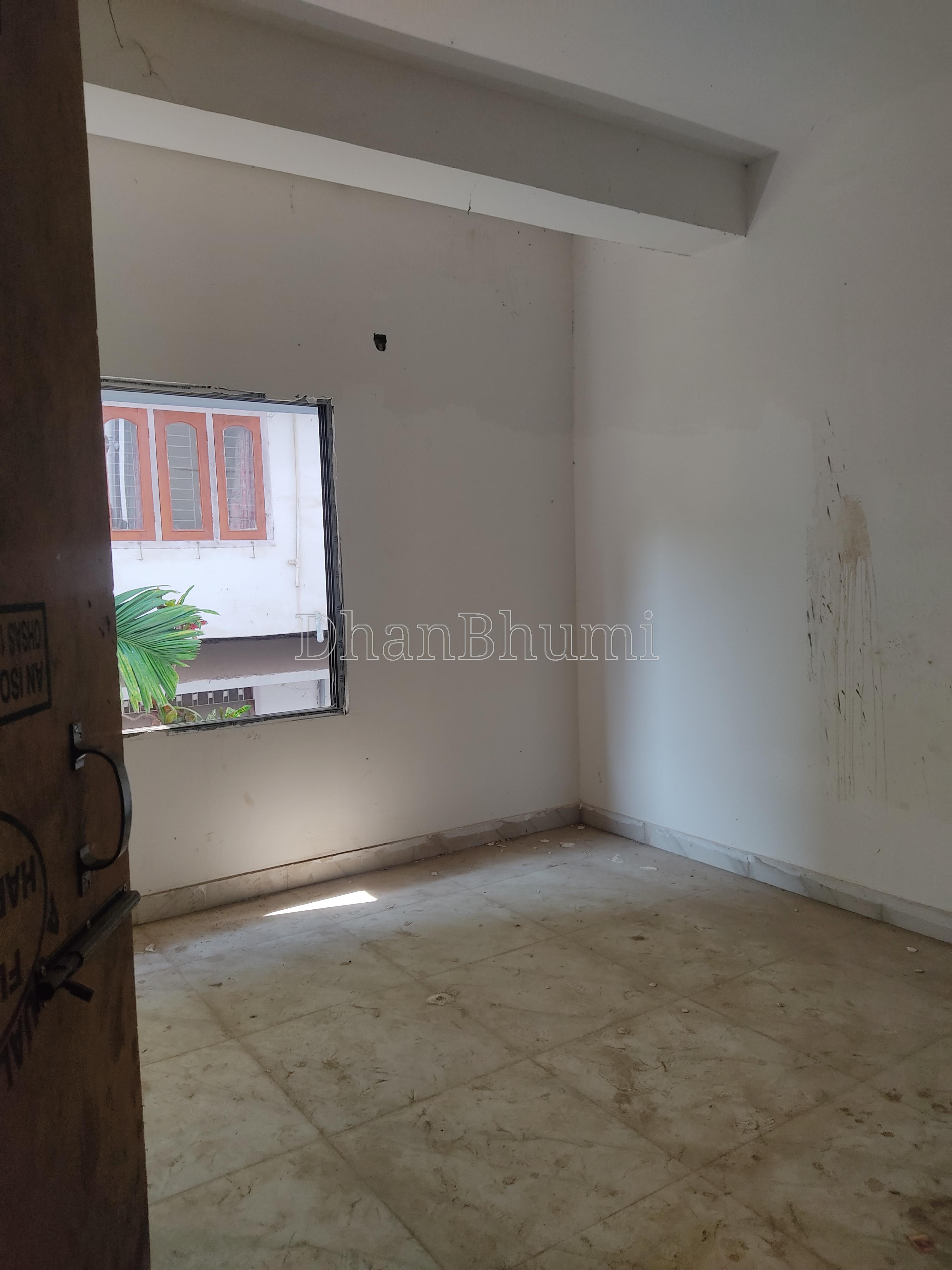 property_images/1764568181_692d2c75d4f0a.jpg