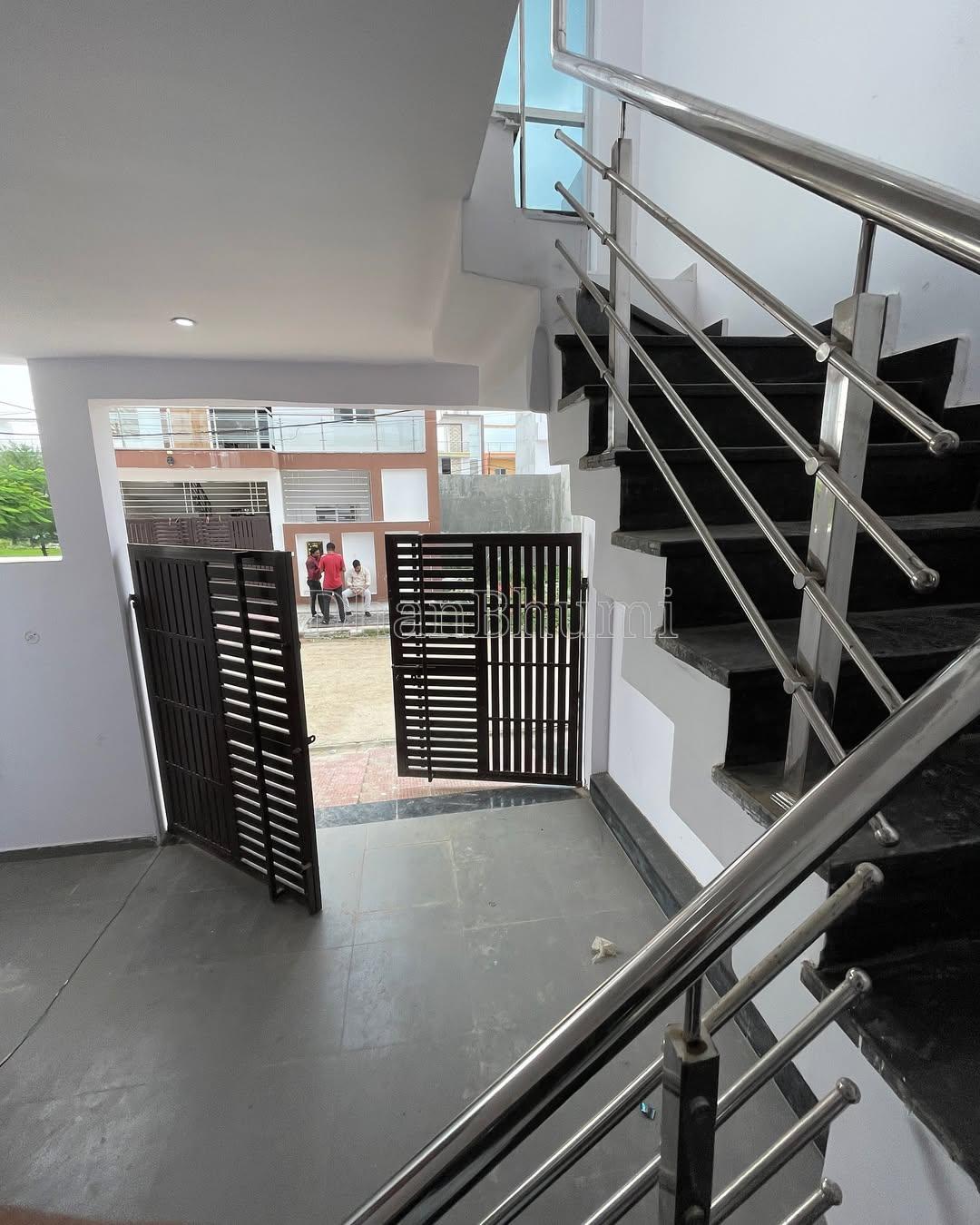 property_images/1765013460_6933f7d4851ba.jpeg