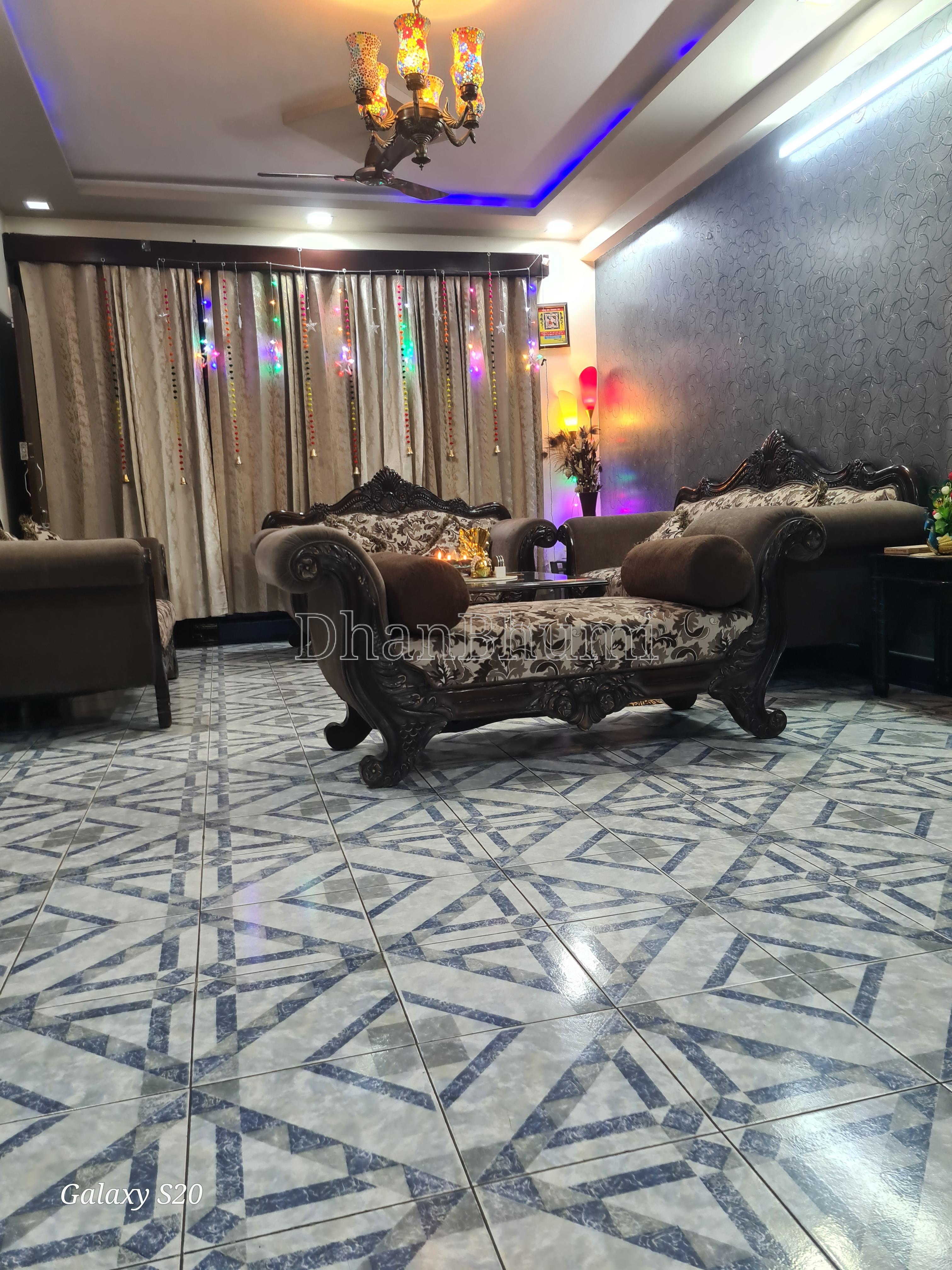 property_images/1765260463_6937bcaf1392b.jpg
