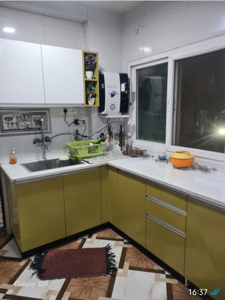 property_images/1765260464_6937bcb02d837.jpg