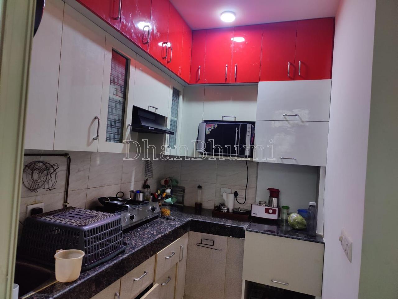 property_images/1765912036_6941ade43f794.jpg