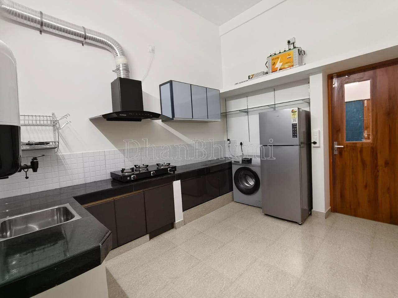 property_images/1766642088_694cd1a8a5264.jpeg