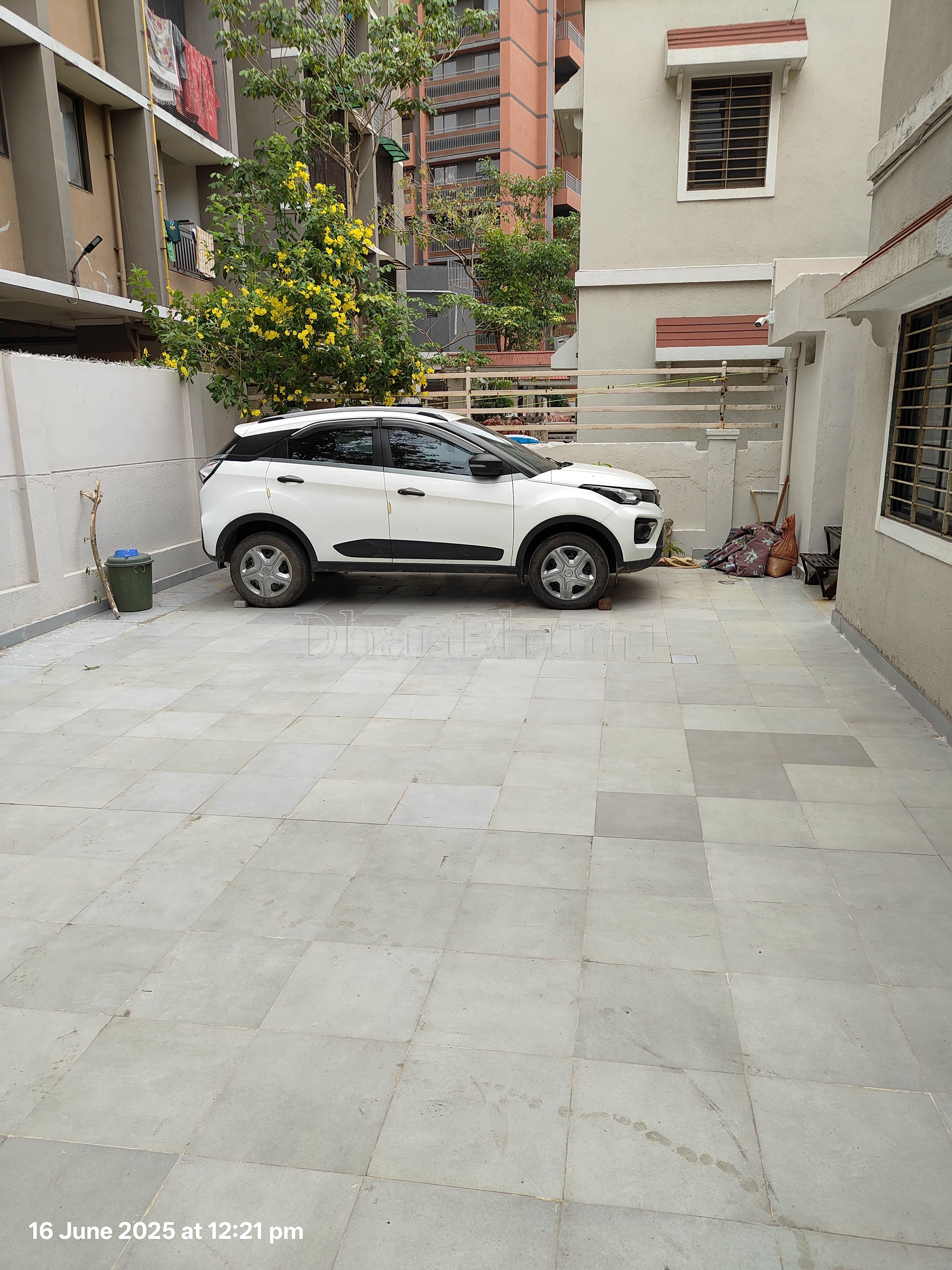 property_images/1768648162_696b6de22deda.jpeg