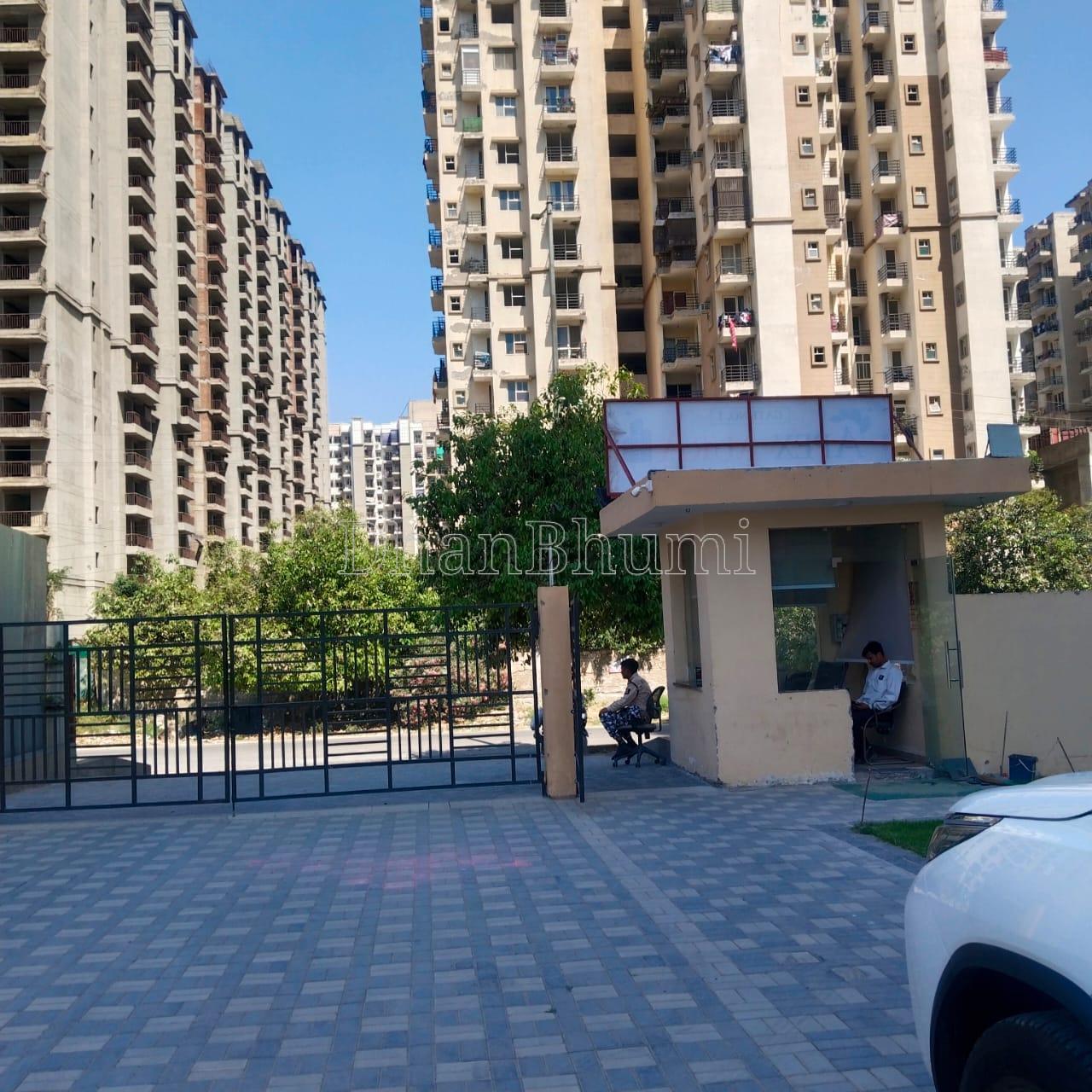 property_images/1769619727_697a410faeb89.jpg