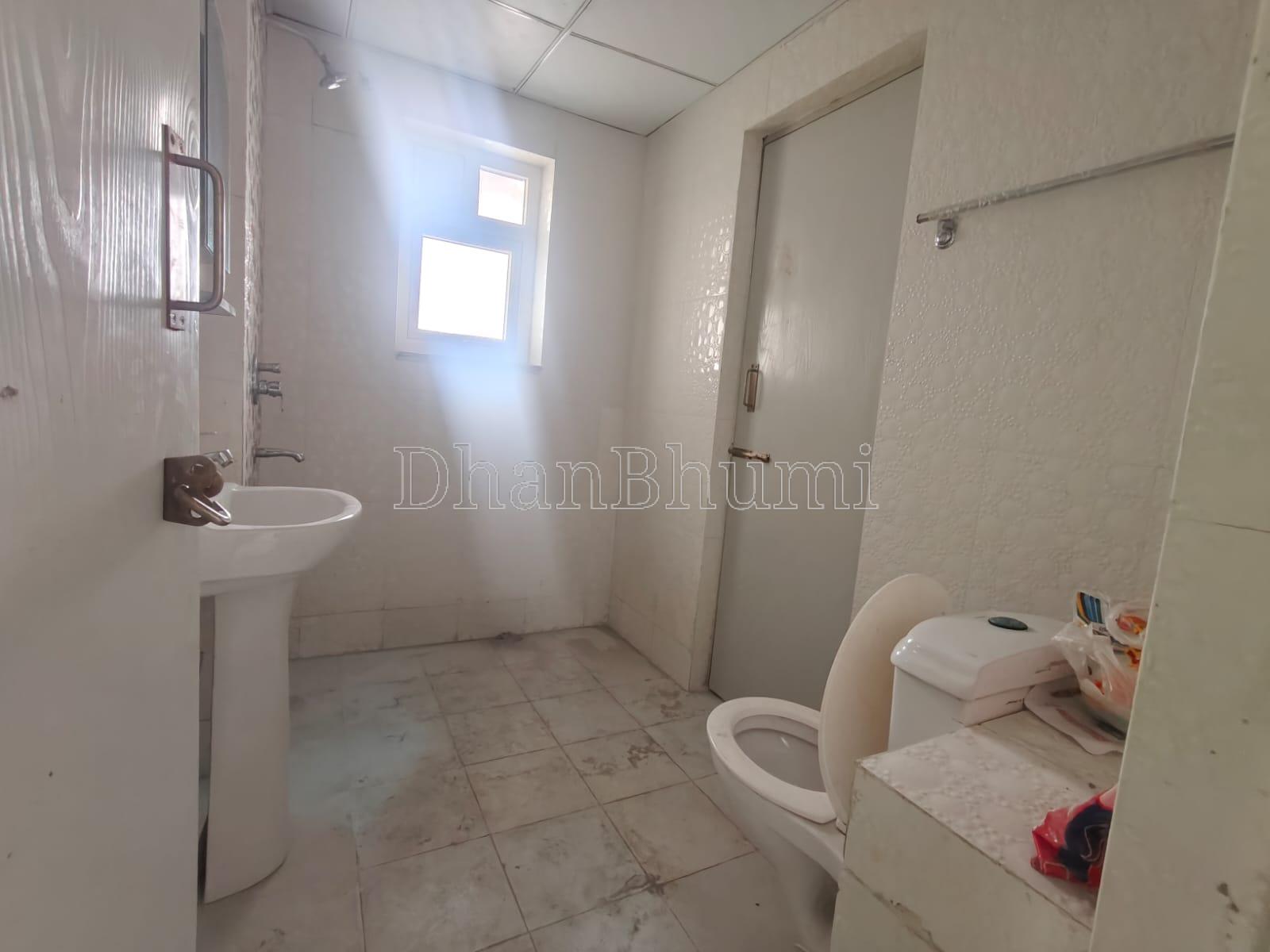 property_images/1769765991_697c7c672a276.jpeg
