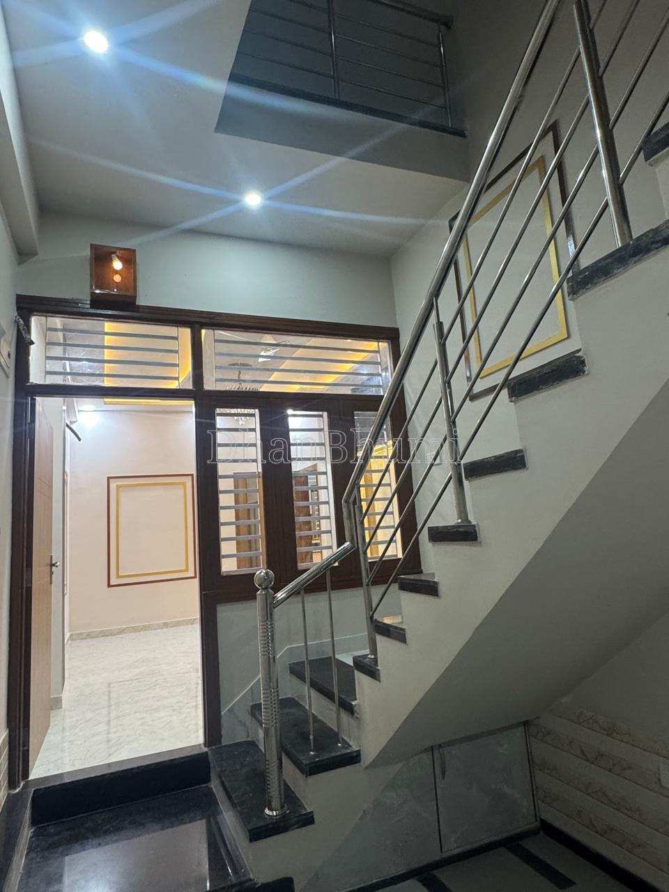 property_images/1769858499_697de5c3b837f.jpeg