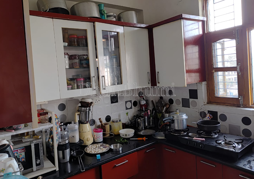 property_images/1770207848_69833a681f2f4.PNG