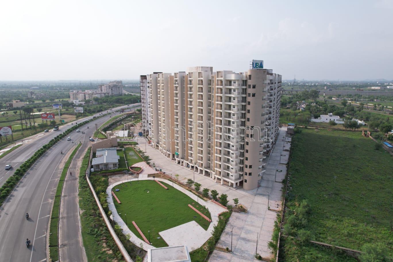 property_images/1770371700_6985ba745f6d0.jpeg