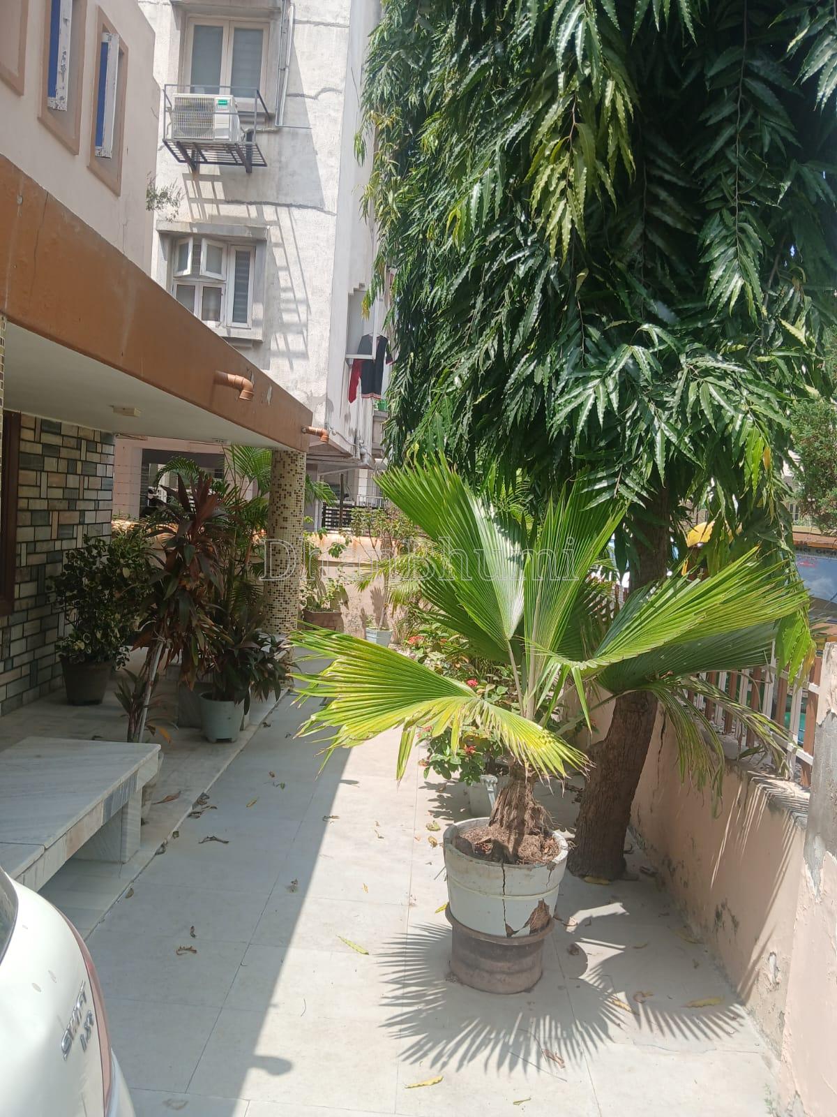 property_images/1771926887_699d7567936cf.jpeg
