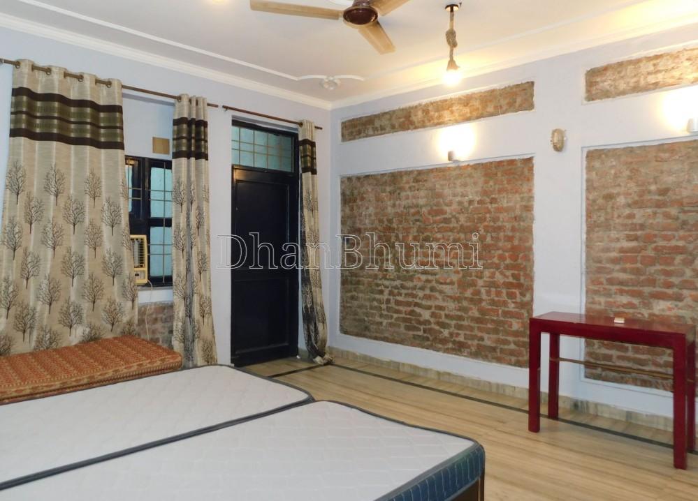 property_images/1772875647_69abef7f34db8.jpg