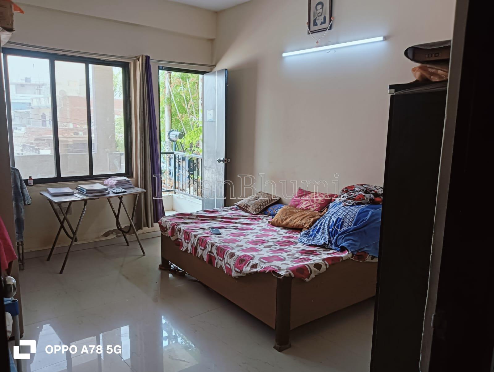 property_images/1773741306_69b924fa6bf02.jpeg