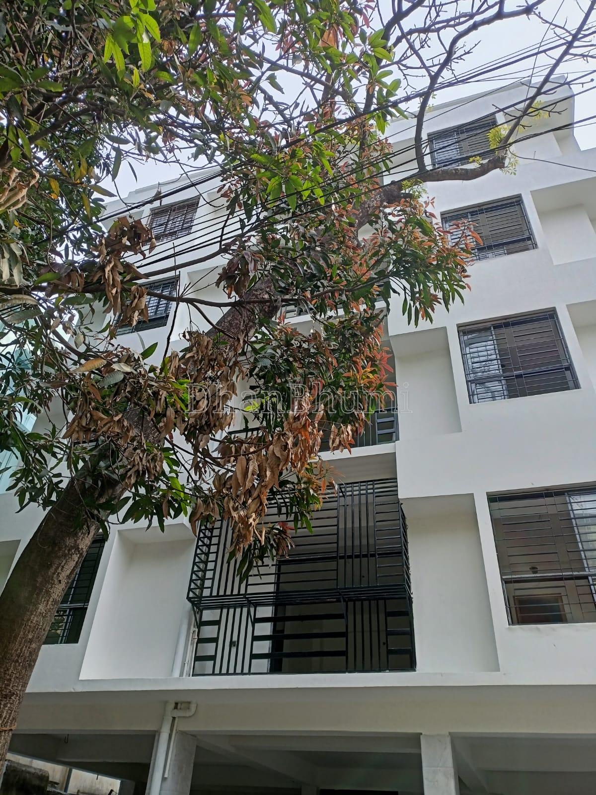 property_images/1774002402_69bd20e210a99.jpeg
