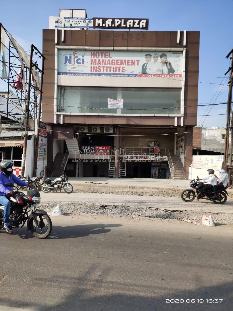 property_images/1774689142_69c79b766f677.jpeg