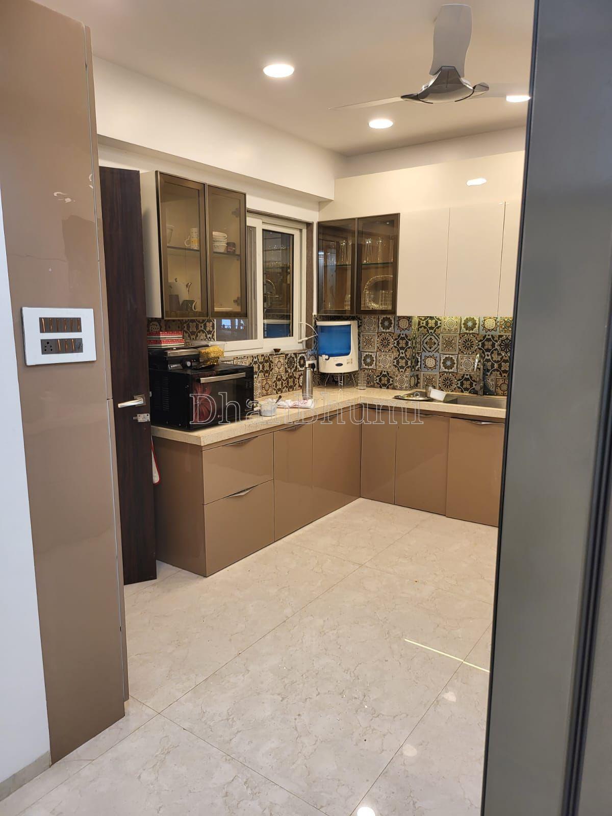 property_images/1774867030_69ca525616abd.jpeg