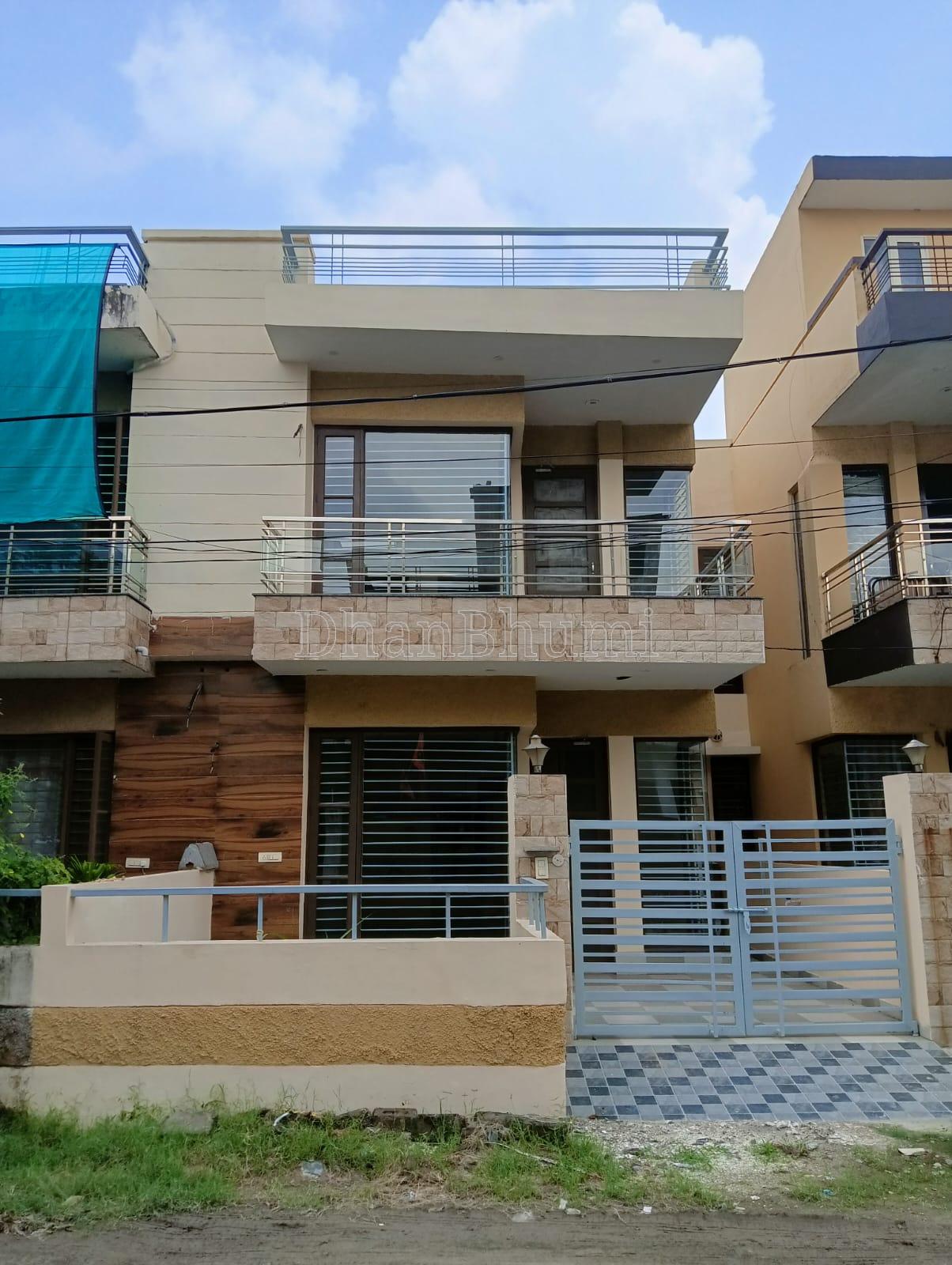 property_images/1774947324_69cb8bfc2ce65.jpeg