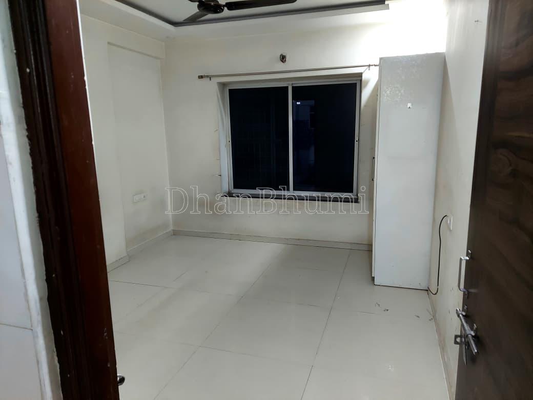 property_images/1774955289_69cbab193ddbd.jpeg
