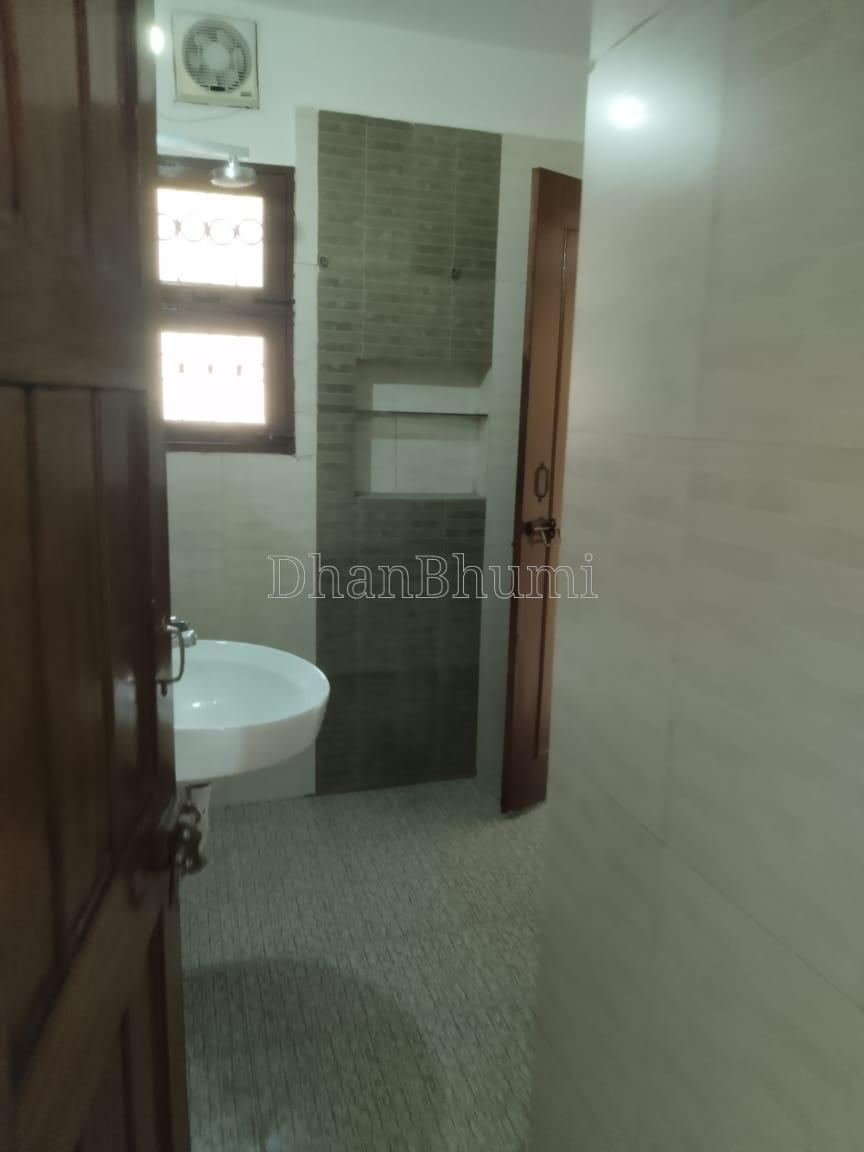 property_images/1775127697_69ce4c913a619.jpeg