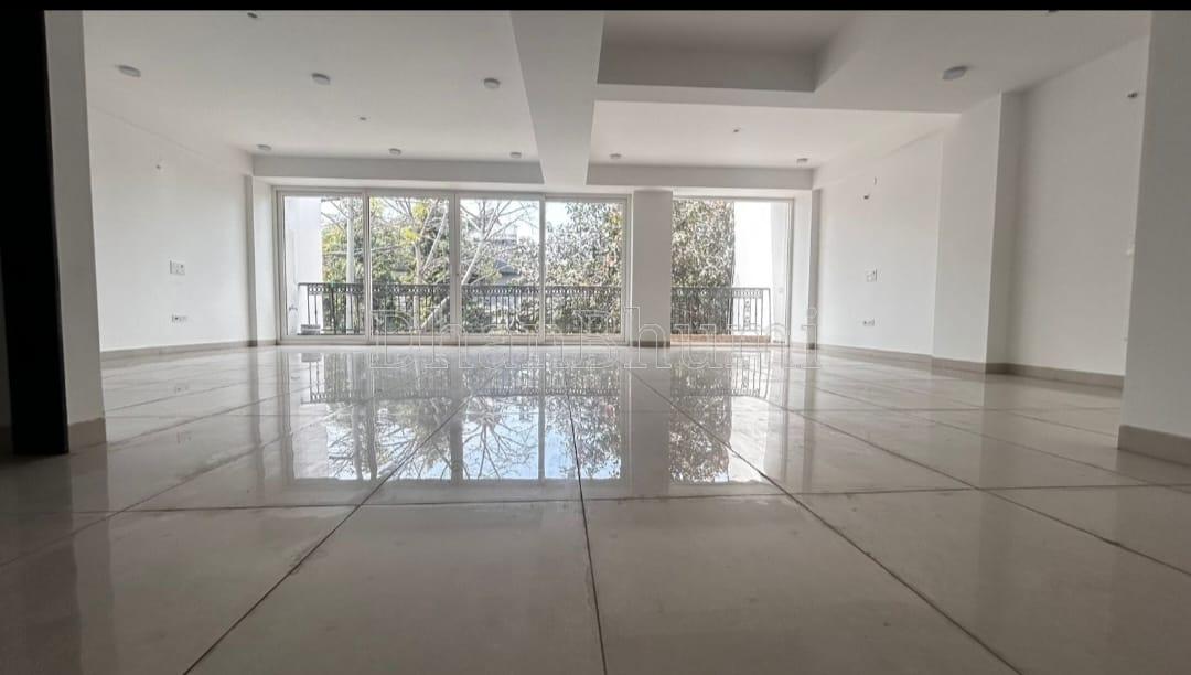property_images/1775129527_69ce53b70431c.jpeg