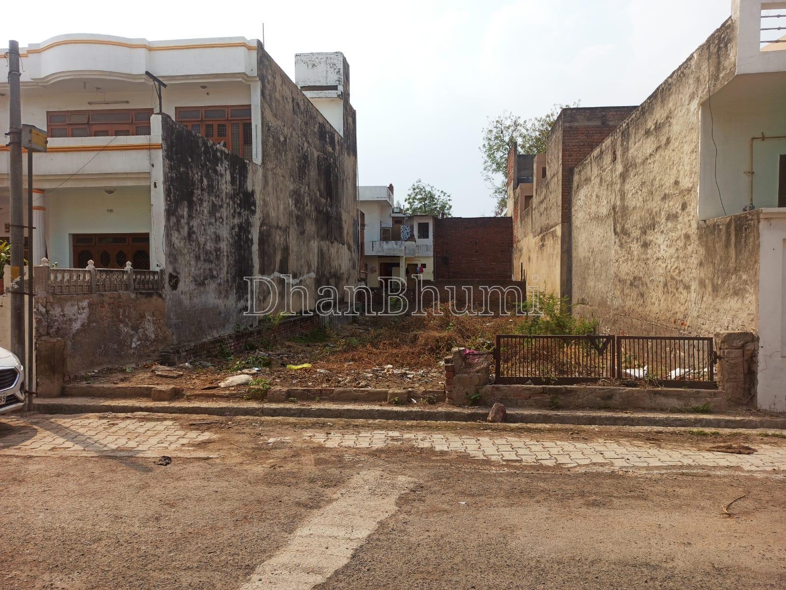 property_images/1775193878_69cf4f16de96e.jpeg