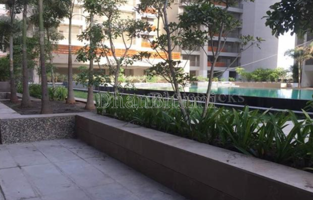 property_images/1775211467_69cf93cb5b564.png