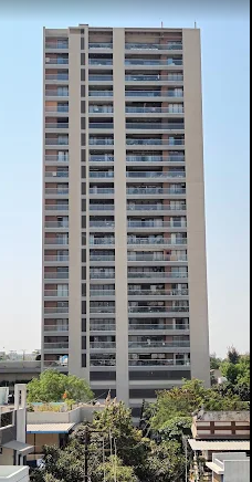 property_images/1775212529_69cf97f182d84.png