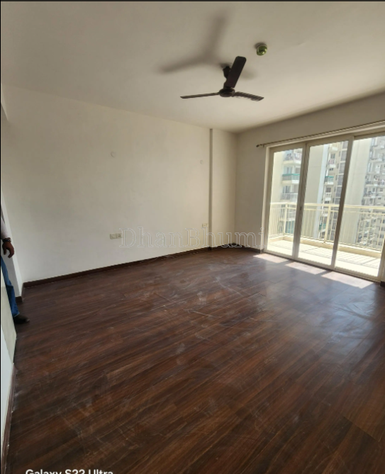 property_images/1775217347_69cfaac3758b8.png
