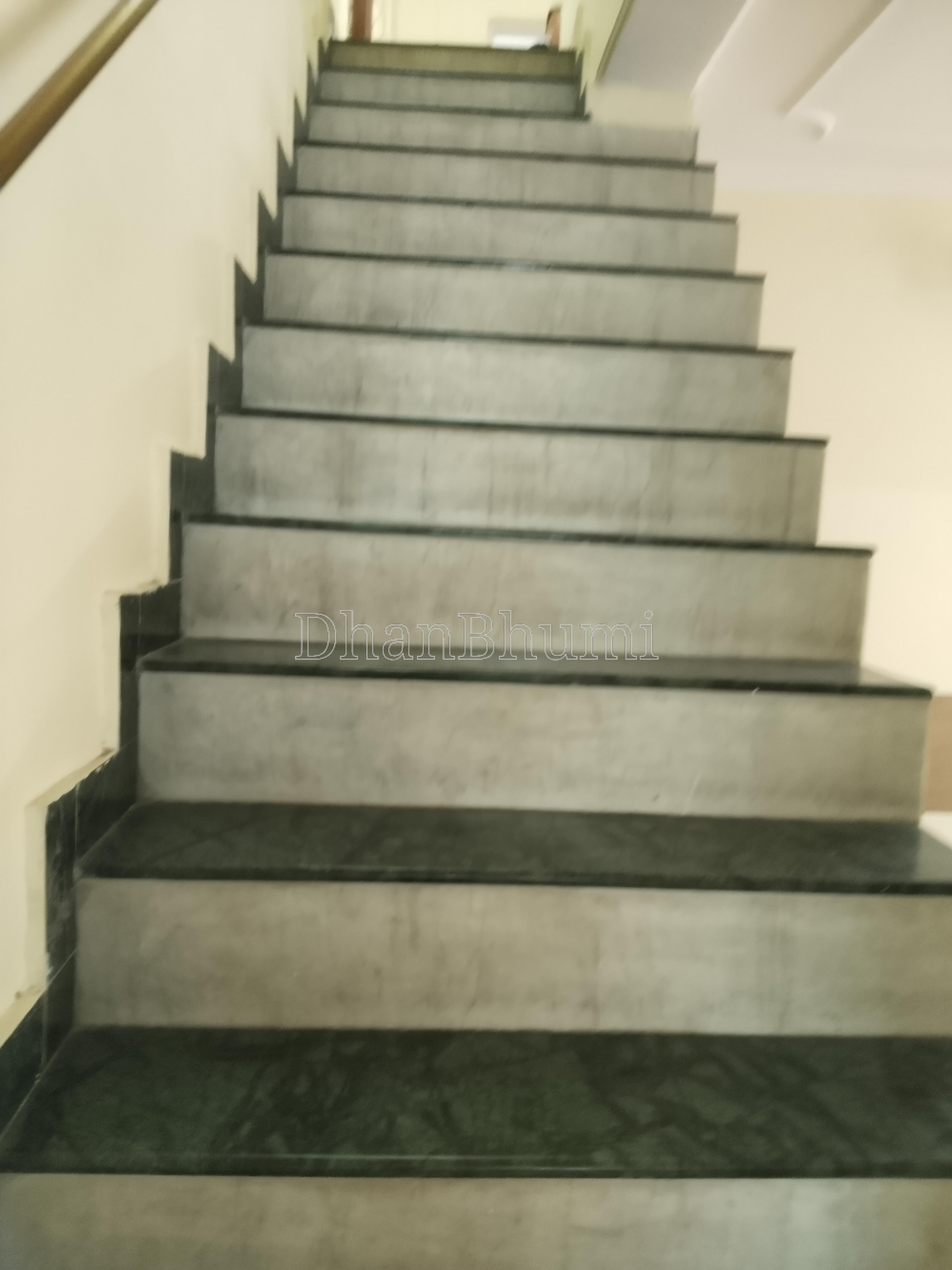 property_images/1775387060_69d241b42b293.jpg