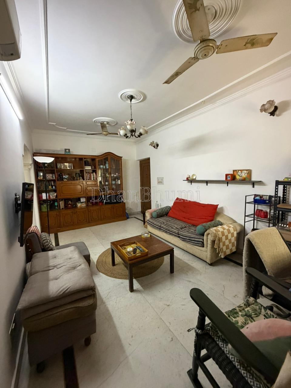 property_images/1775459155_69d35b53874a5.jpeg