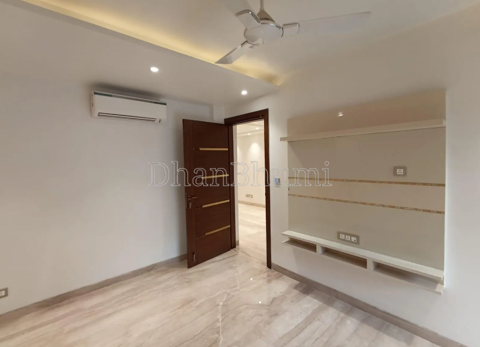 property_images/1775467712_69d37cc0e5e77.png