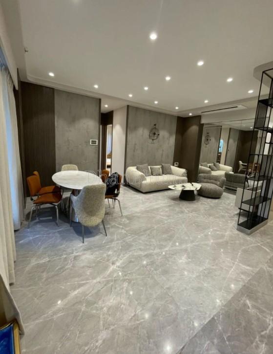 property_images/1775555431_69d4d367e1980.jpg