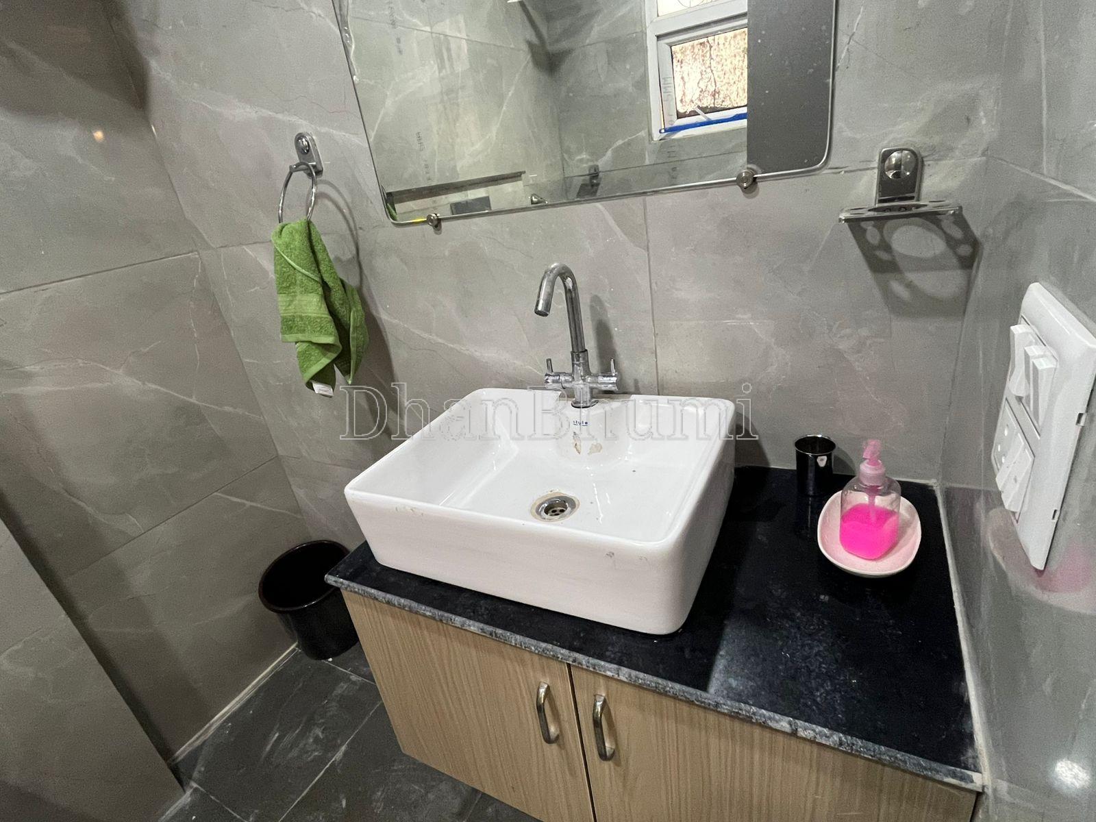 property_images/1775627391_69d5ec7f97c36.jpeg