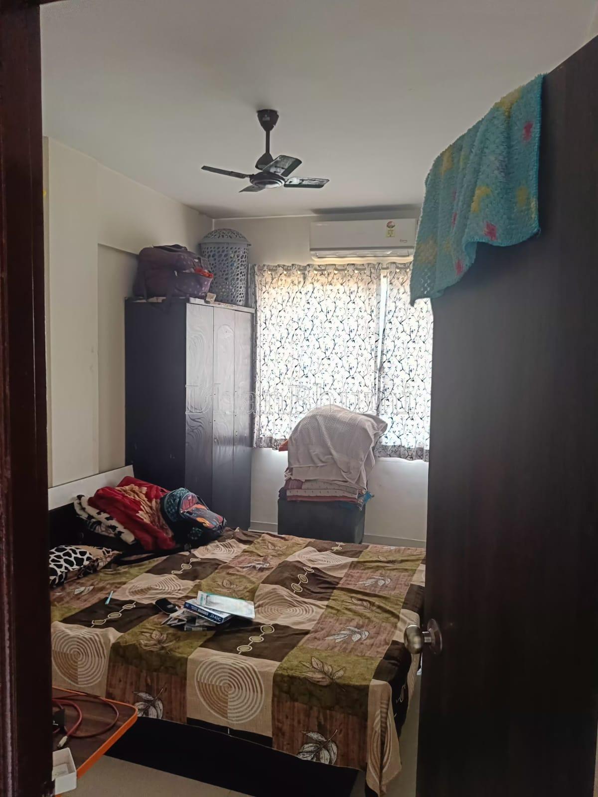 property_images/1775715593_69d74509b7f47.jpeg
