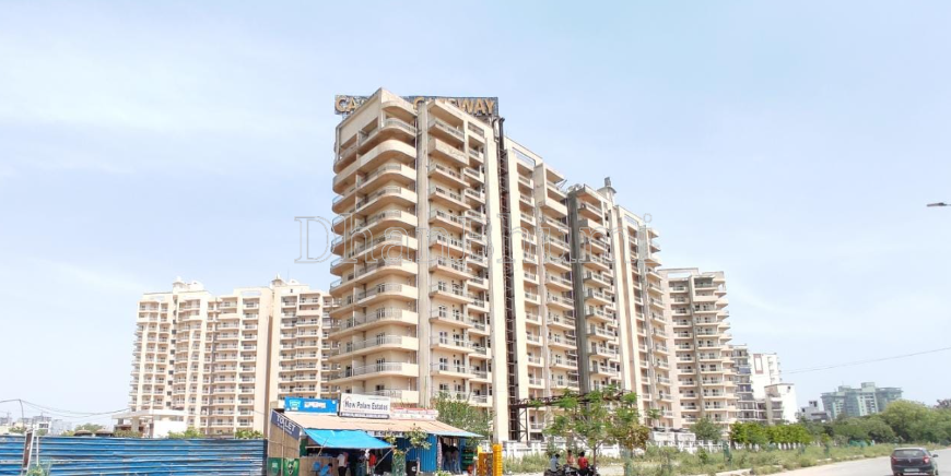 property_images/1775807987_69d8adf36316e.png
