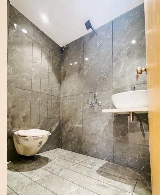 property_images/1775891727_69d9f50f6c2e0.png