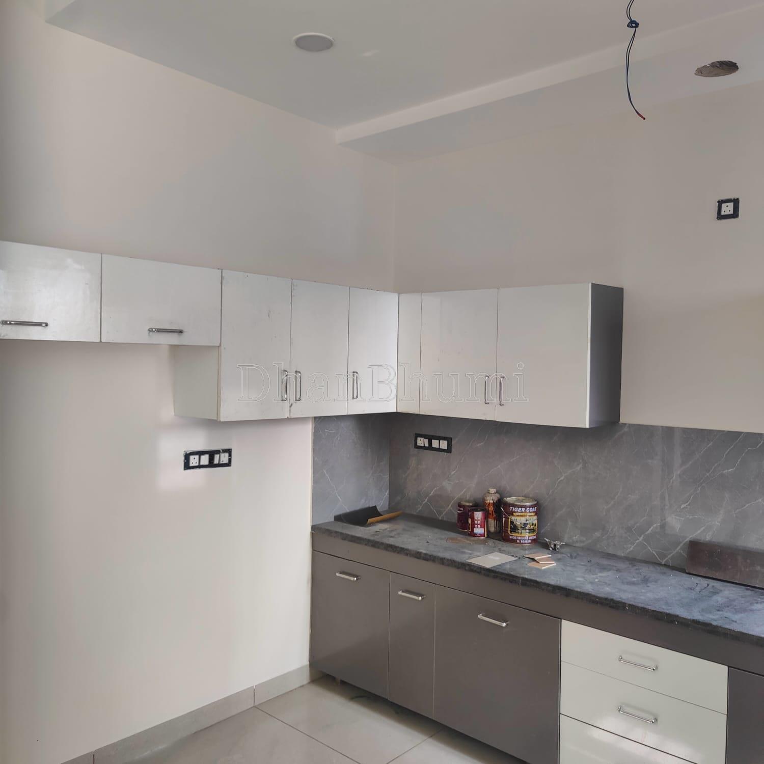 property_images/1775900331_69da16ab21c8f.jpeg