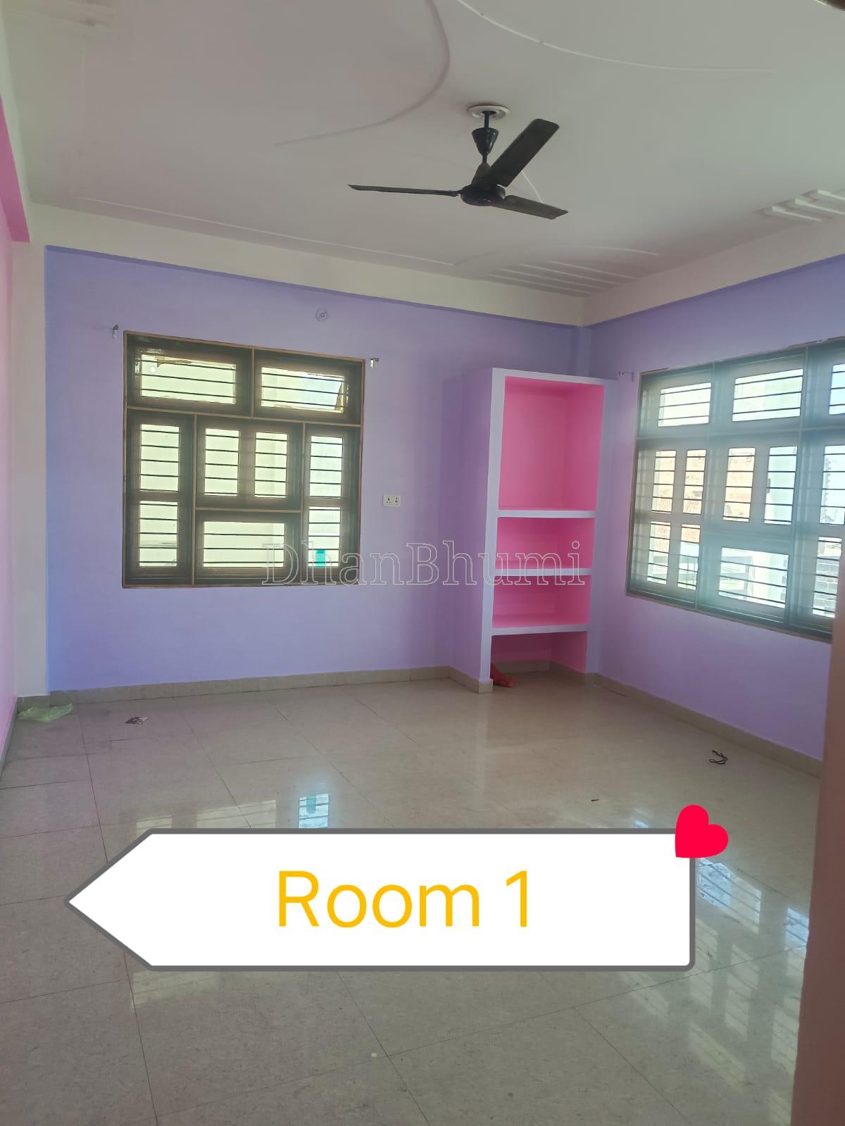 property_images/1775904303_69da262f9f885.jpeg