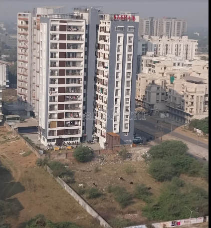 property_images/1776064905_69dc9989cf3cd.png