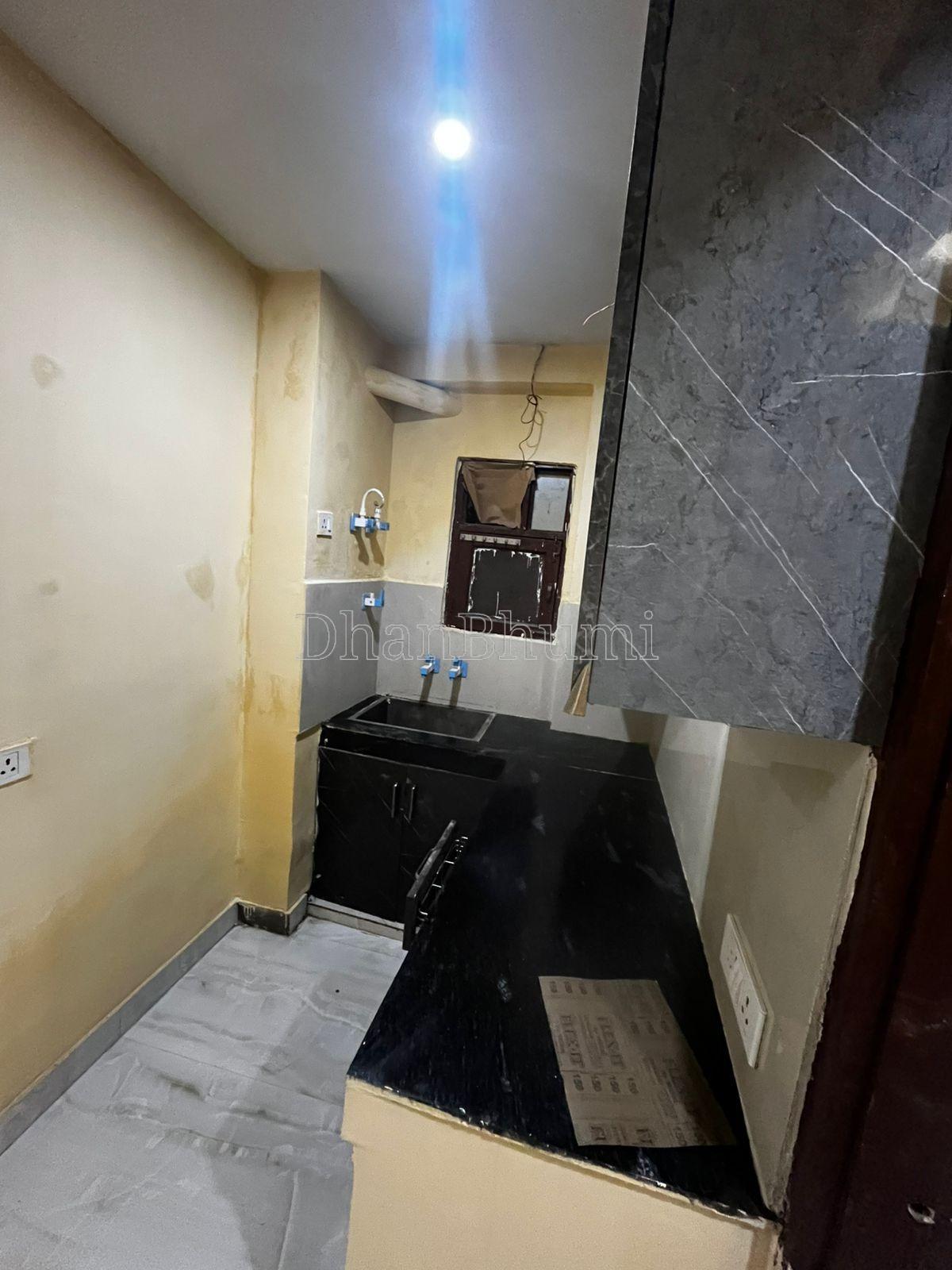 property_images/1776071780_69dcb464cc0f7.jpeg