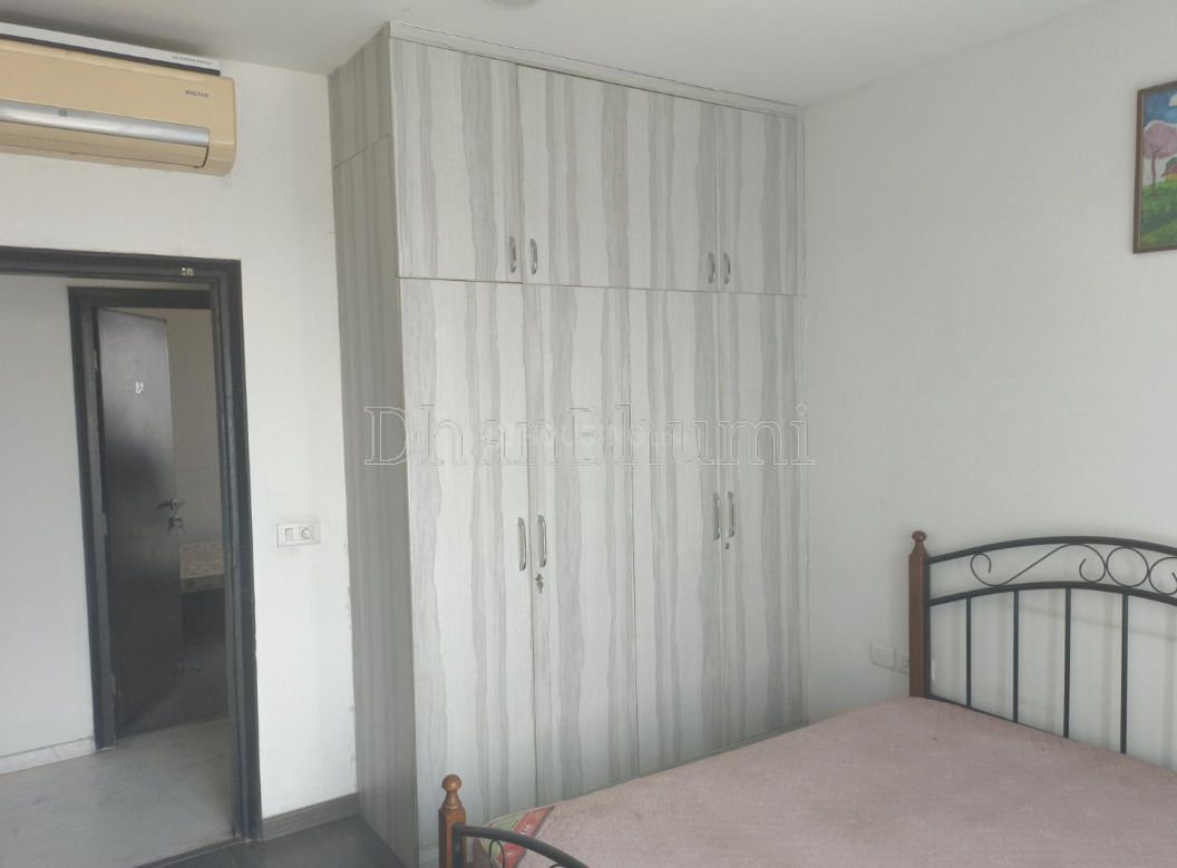 property_images/1776331638_69e0ab76a876f.png