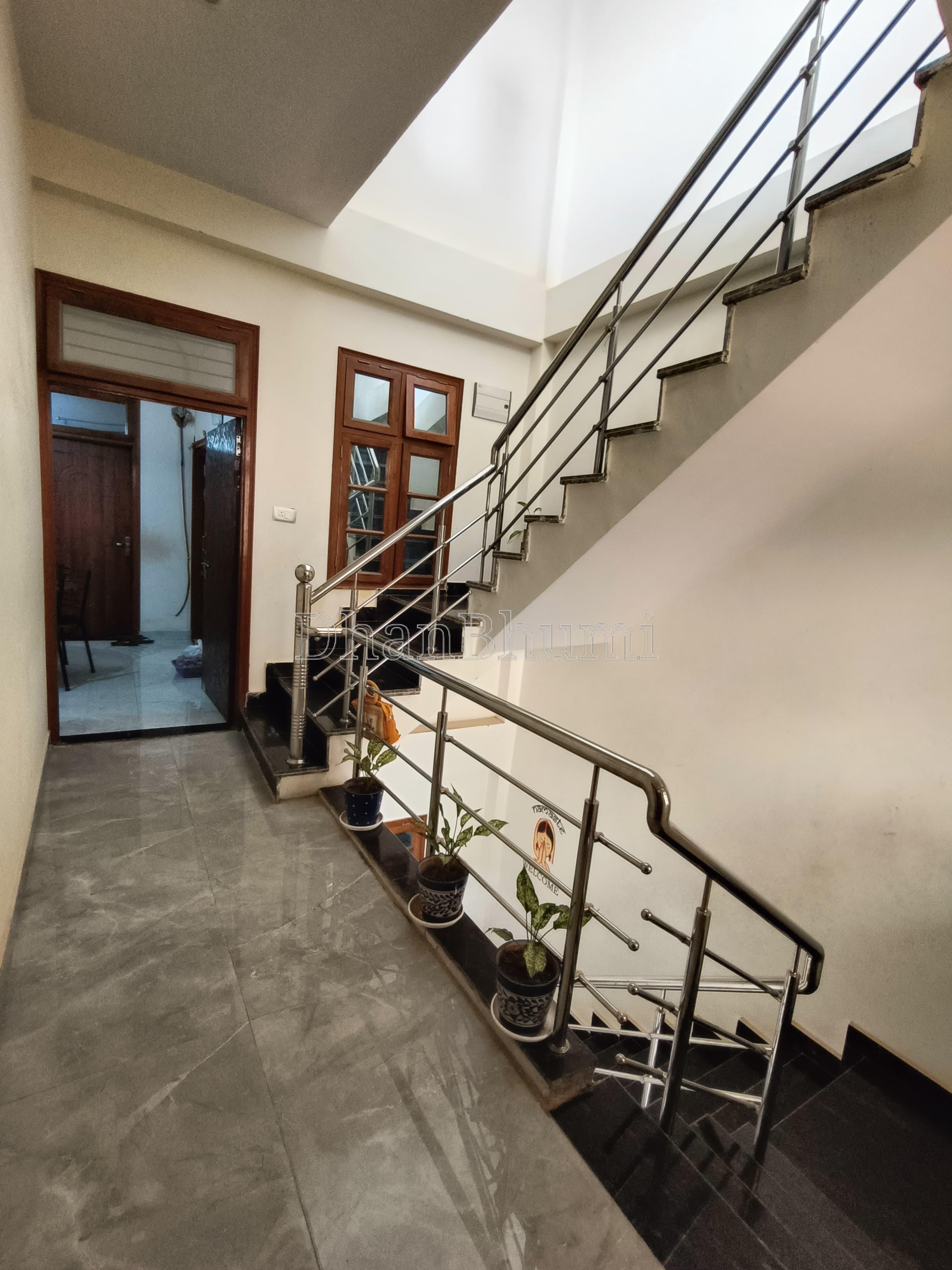 property_images/1776407720_69e1d4a8bc75c.jpeg