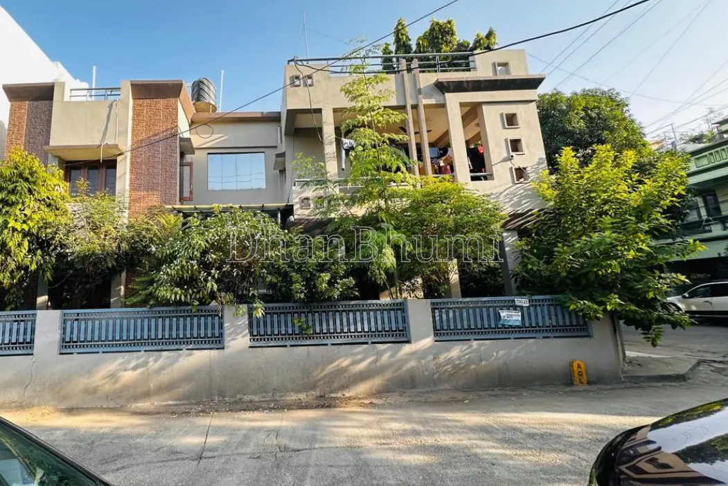 property_images/1776408092_69e1d61c9a956.png